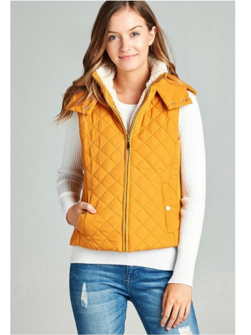 ACTIVE USA Mustard Yellow Quilted Full Zip Sleeveless Vest